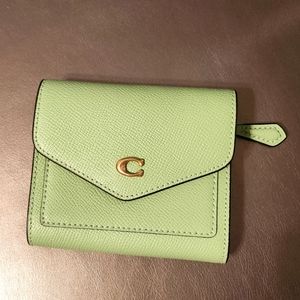 Coach Wyn Wallet BNWT